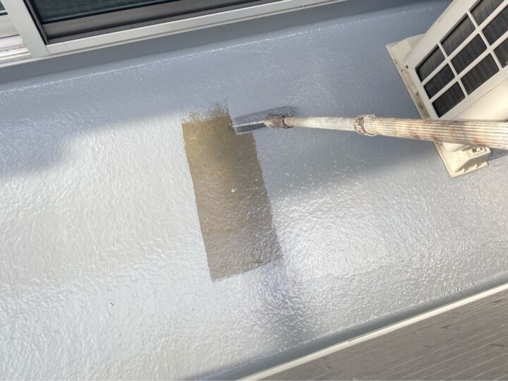 ベランダ床 中塗り(リガードベース)