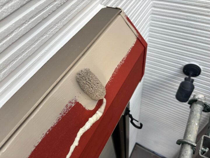 付帯部 シャッターボックス 下塗り