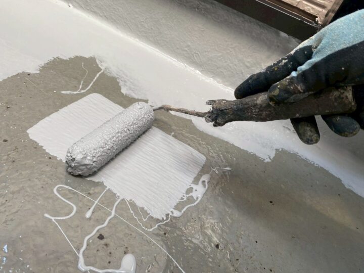 ベランダ床 中塗り(リガードベース)