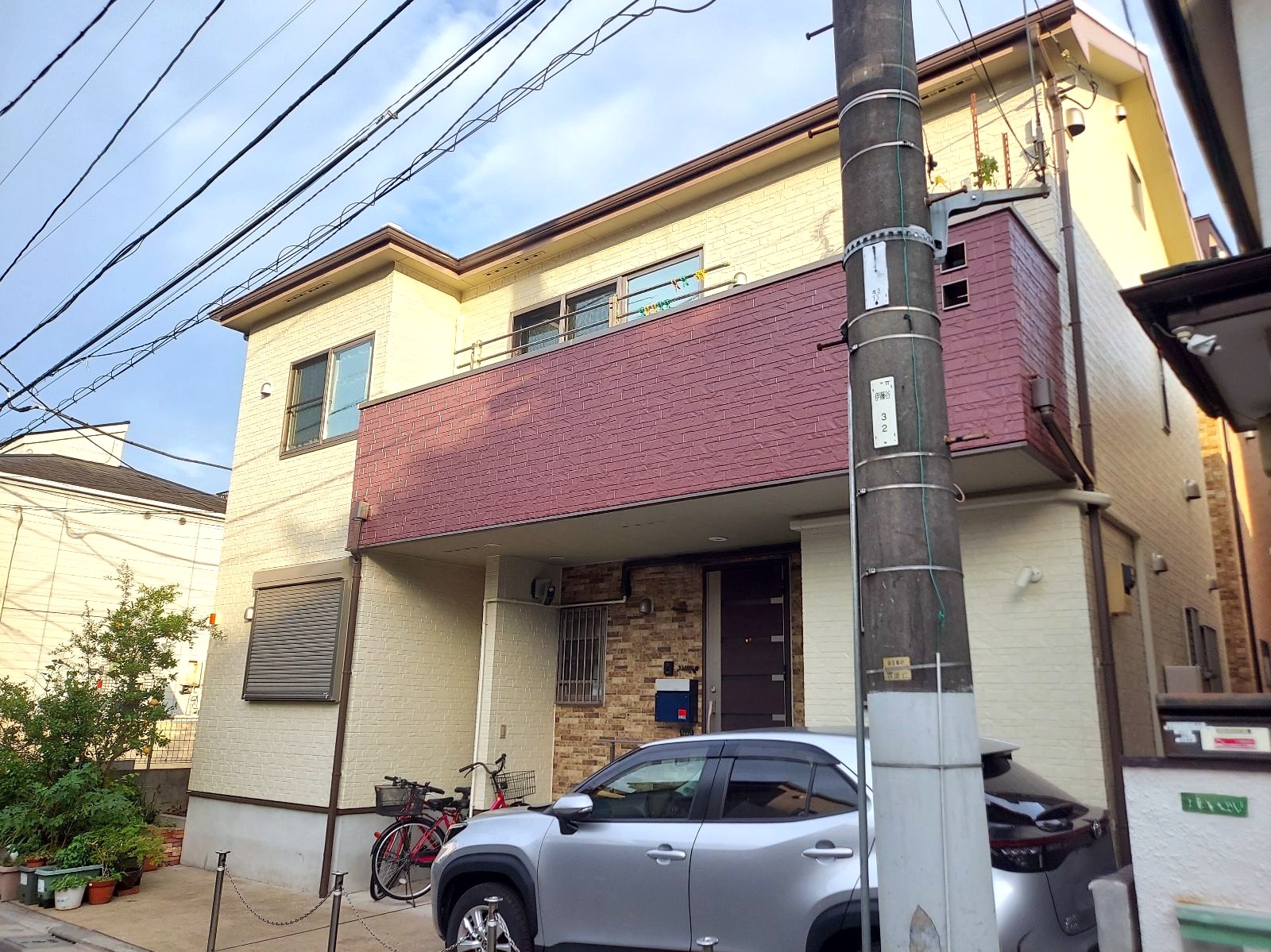 【足立区　外壁塗装・屋根塗装工事】屋根を高反射の白で塗装！夏場の室温を涼しくできます！