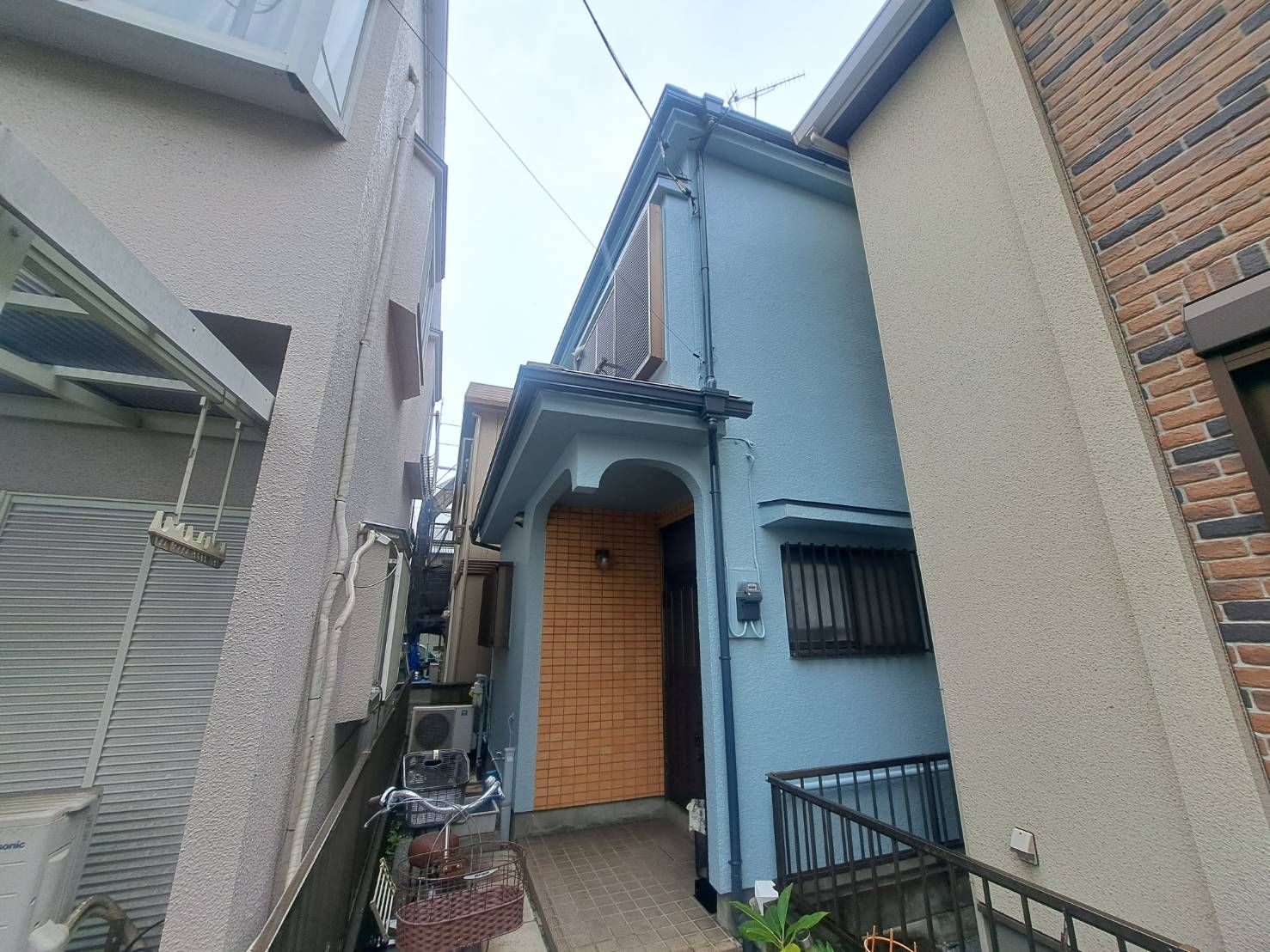 【外壁（遮熱）・屋根（遮熱）塗装工事】漏水を止めたい！そんなご依頼に早急に対応します！