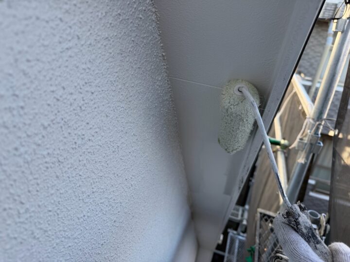 軒天 下塗り