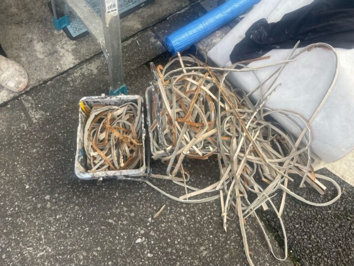 既存シーリング撤去